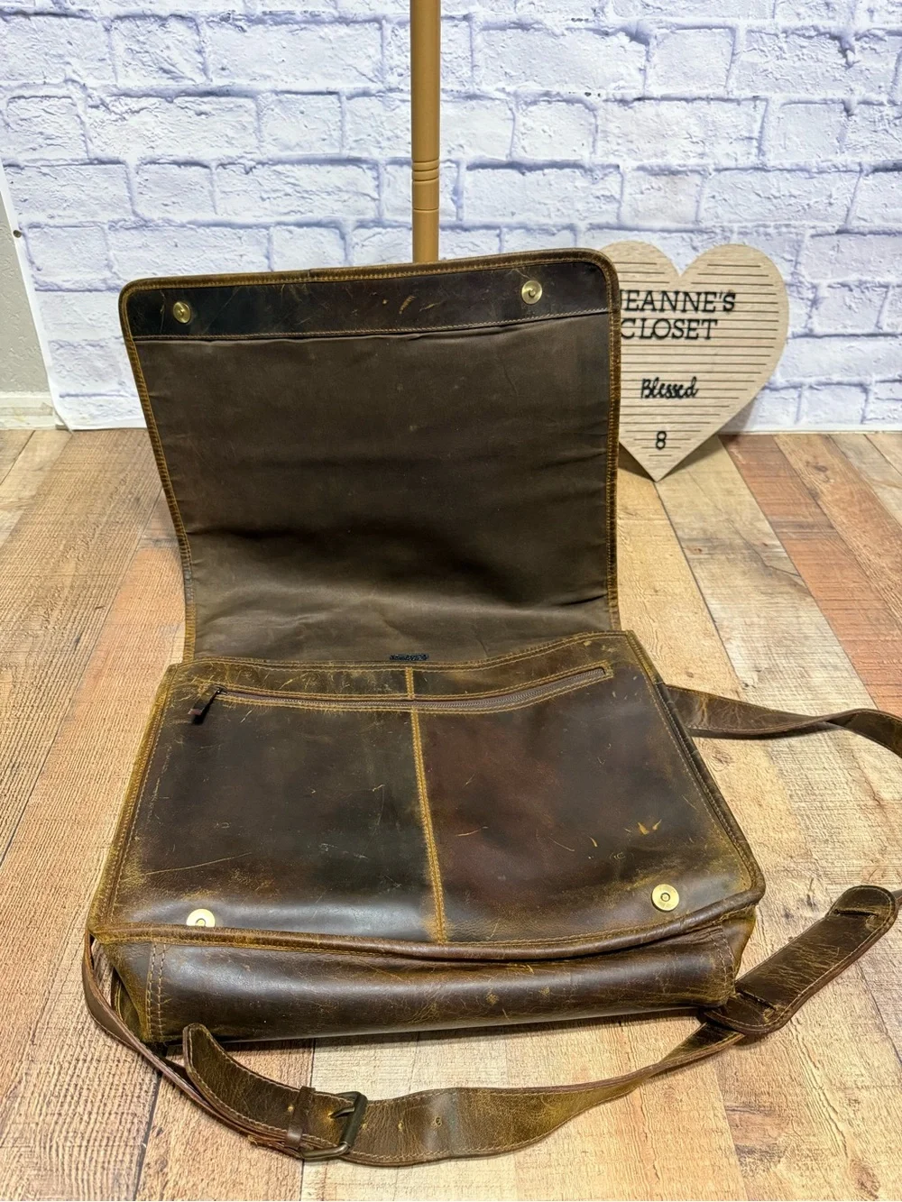 Rustic Leather Satchel Messenger Bag – Distressed Brown – No Brand